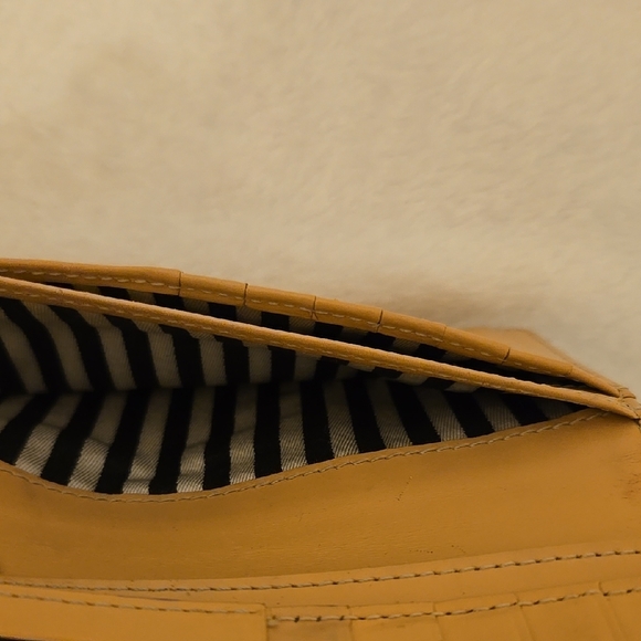 Kate Spade Black Wallet - Picture 8 of 15